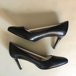 Cole Hann Lena II Pump